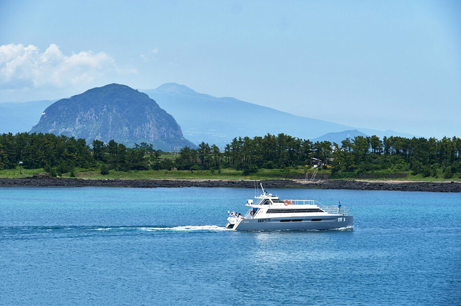Jeju yacht tour